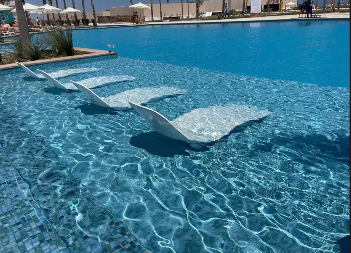 Seashore floating pool loungers